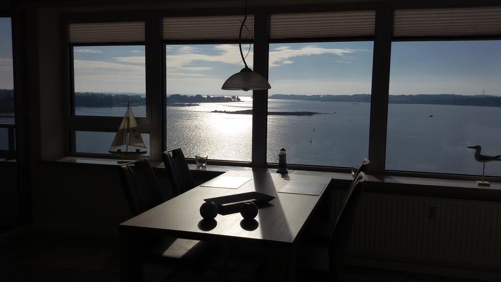 Ostseefjord-Schlei-Blick Im Wikingturm Шлезвиг Экстерьер фото