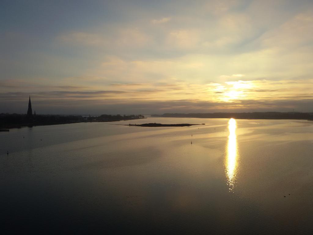 Ostseefjord-Schlei-Blick Im Wikingturm Шлезвиг Экстерьер фото